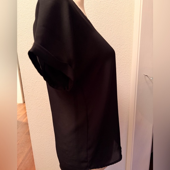 Pink Rose Black Women's Blouse - Picture 3 of 9